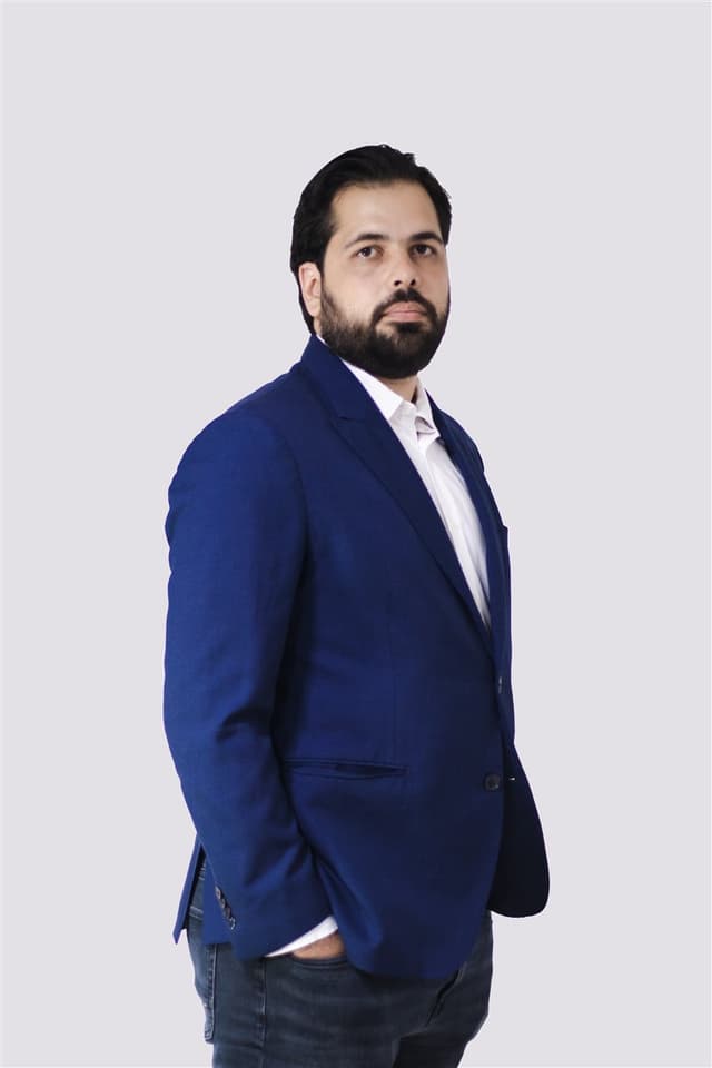 Julián Andrés Correa Barros